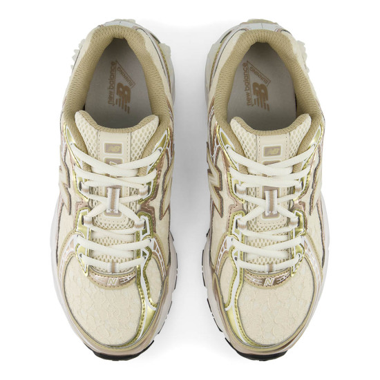 New Balance 740